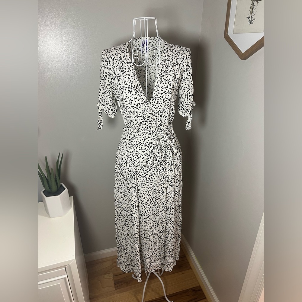 Seraphine Ava Maternity Wrap Dress White Black Polka Dot Dalmatian Print Size 2 - Picture 4 of 9